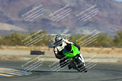 media/Jan-09-2022-SoCal Trackdays (Sun) [[2b1fec8404]]/Turn 14 (10am)/